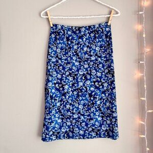 A. Byer 90s skirt 💙